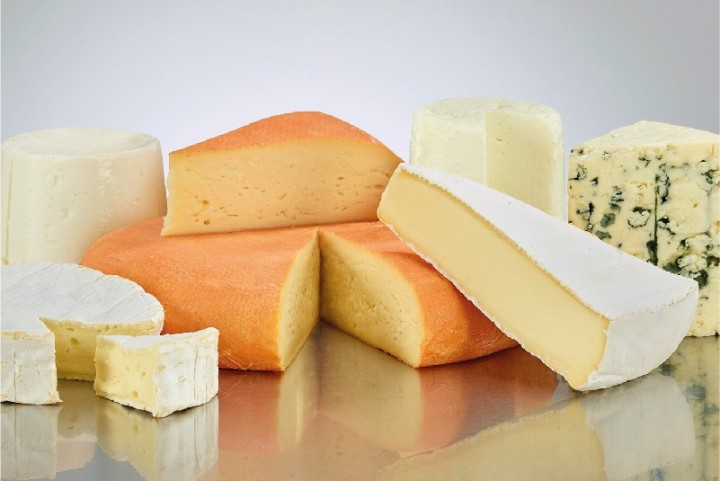 Pour l'élaboration de fromages à pâte autopressée