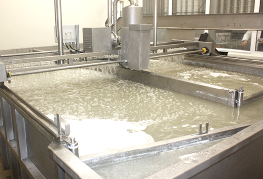 Cheese surface salting #1